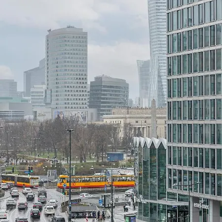 아파트 Spacious With Panoramic View Of By Renters