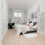 Spacious With Panoramic View Of By Renters *