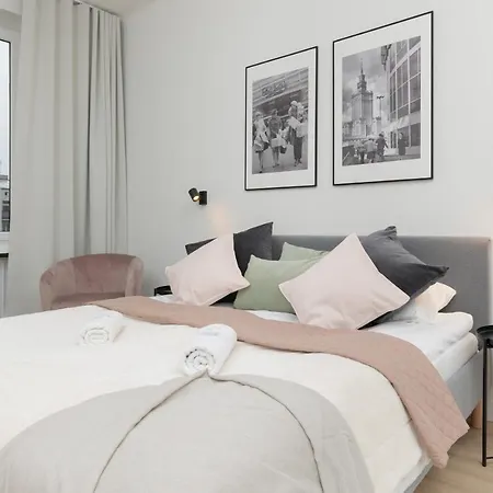 Apartament Spacious With Panoramic View Of By Renters