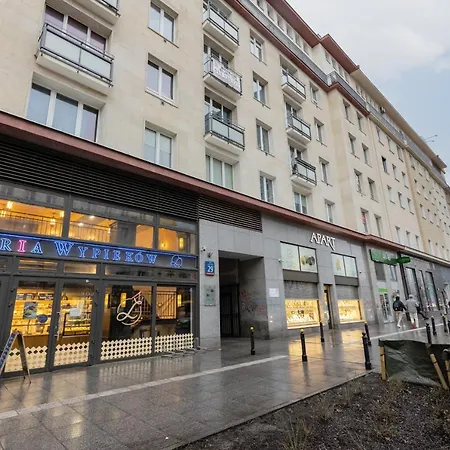 Spacious With Panoramic View Of By Renters *